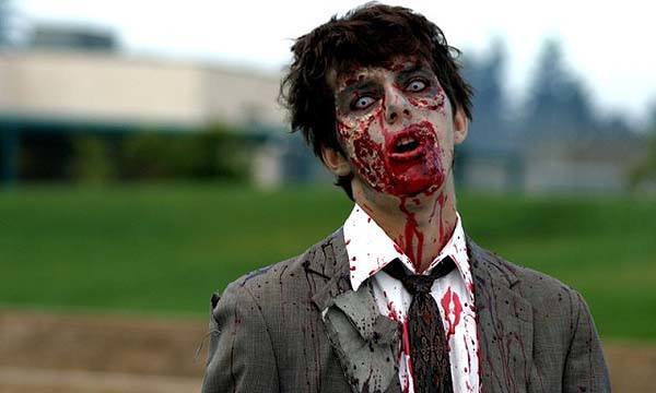 Asistencia Literatura entidad Cómo hacer un disfraz de zombie casero paso a paso